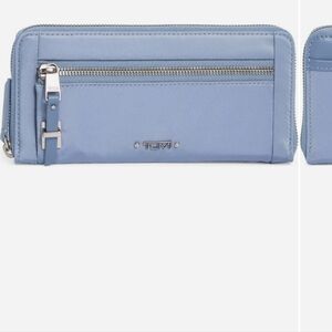 TUMI Zip Around Continental Wallet